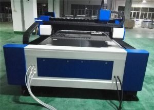 máquina de corte de aço 60m / min do laser da fibra